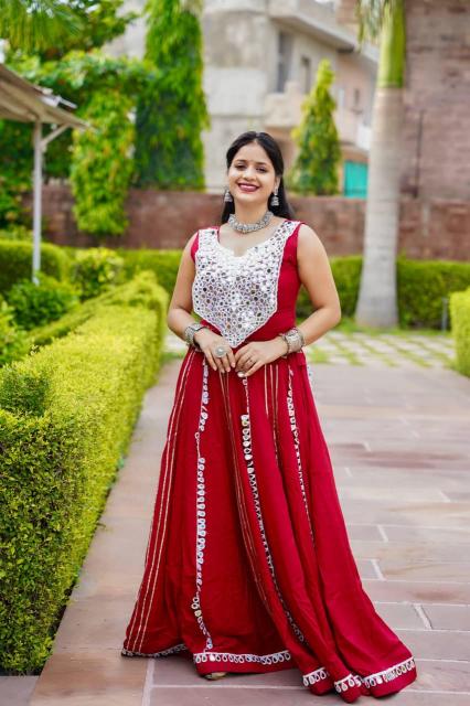 Red Lehenga choli wholesale market in Kochi